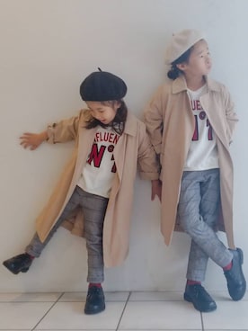 「オックスフォードシューズ」｜「アイテム（トレンチコート）」を使った、Mさん（キッズ・120cm）の秋コーディネート