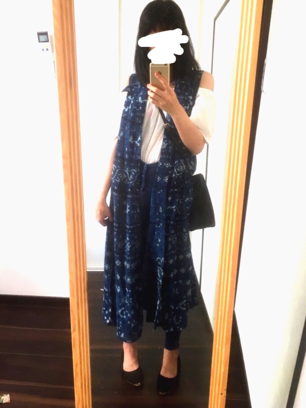 「夏、カジュアルコーデ、大人カジュアル、キレイめ、デニムパンツ、レトロ、GU、マキシ丈ワンピース」｜「GUのアイテム（Tシャツ/カットソー、ホワイト系）」を使った、たいぺーさん（レディース・165cm）の夏コーディネートの1枚目の写真