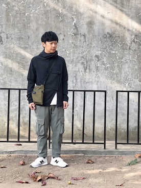 「oqLiq（オークリック）のアイテム（トップス）」を使った、zivyehさん（メンズ・165cm）の冬コーディネート