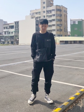「oqLiq（オークリック）のアイテム（バッグ）」を使った、zivyehさん（メンズ・165cm）の冬コーディネート