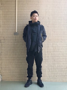 「oqLiq（オークリック）のアイテム（トップス）」を使った、zivyehさん（メンズ・165cm）の冬コーディネート