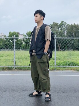 「oqLiq（オークリック）のアイテム（トップス）」を使った、zivyehさん（メンズ・165cm）の夏コーディネート