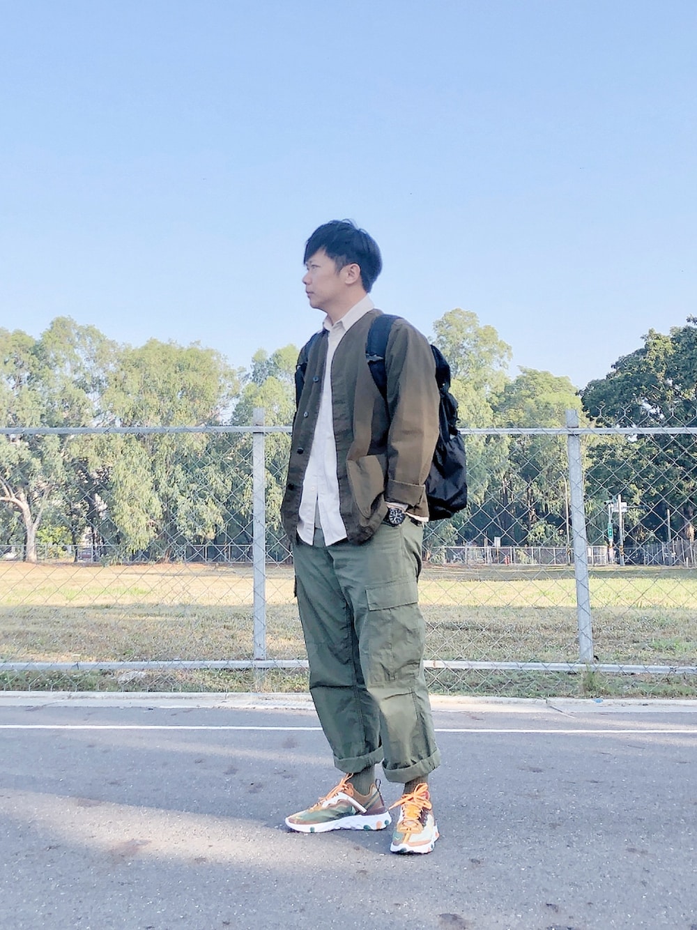 「ootd、ootdtw、NIKE、carhartt、Carhartt WIP(Carhartt WIP)、Taiwan、outfit、outdoor」｜「no brandのアイテム（ジャケット/アウター、グリーン系）」を使った、zivyehさん（メンズ・165cm）の冬コーディネートの1枚目の写真