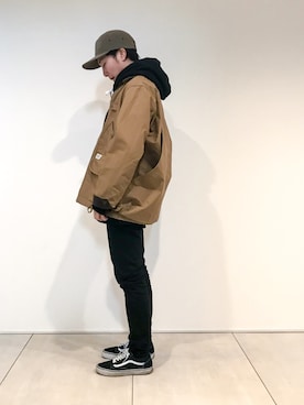 「UNIQLO（ユニクロ）のアイテム（パーカー）」を使った、森山慶生(Snow Peak丸の内)さん（メンズ・170cm）の春コーディネート