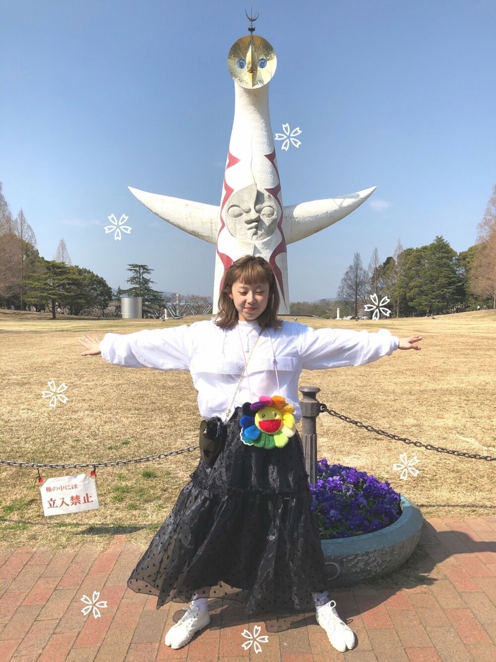「休日スタイル、ootd、楽チンコーデ、春」｜「X-girlのアイテム（トレンチコート、ホワイト系）」を使った、スリさん（レディース・150cm）の春コーディネートの1枚目の写真