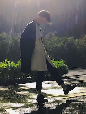 「雨」｜「アイテム（ステンカラーコート）」を使った、ゆきのさん（メンズ・179cm）の秋コーディネート