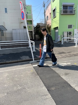 「Graphpaper（グラフペーパー）のアイテム（バッグ）」を使った、マーシーさん（メンズ・165cm）の春コーディネート