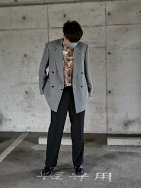 「Yves Saint Laurent（イヴサンローラン）のアイテム（テーラードジャケット）」を使った、tummyshigeさん（メンズ・176cm）の秋コーディネート