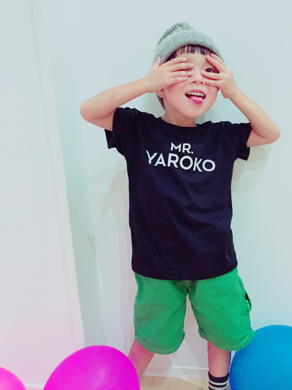 「Tシャツ」｜「福島アパレルのアイテム（Tシャツ/カットソー、ブラック系）」を使った、KeitoAmuさん（レディース・110cm）の冬コーディネートの1枚目の写真