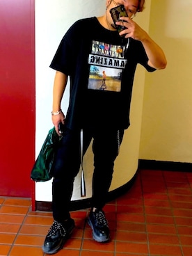 「BALENCIAGA」｜「アイテム（チノパンツ）」を使った、shin07さん（メンズ・168cm）の秋コーディネート