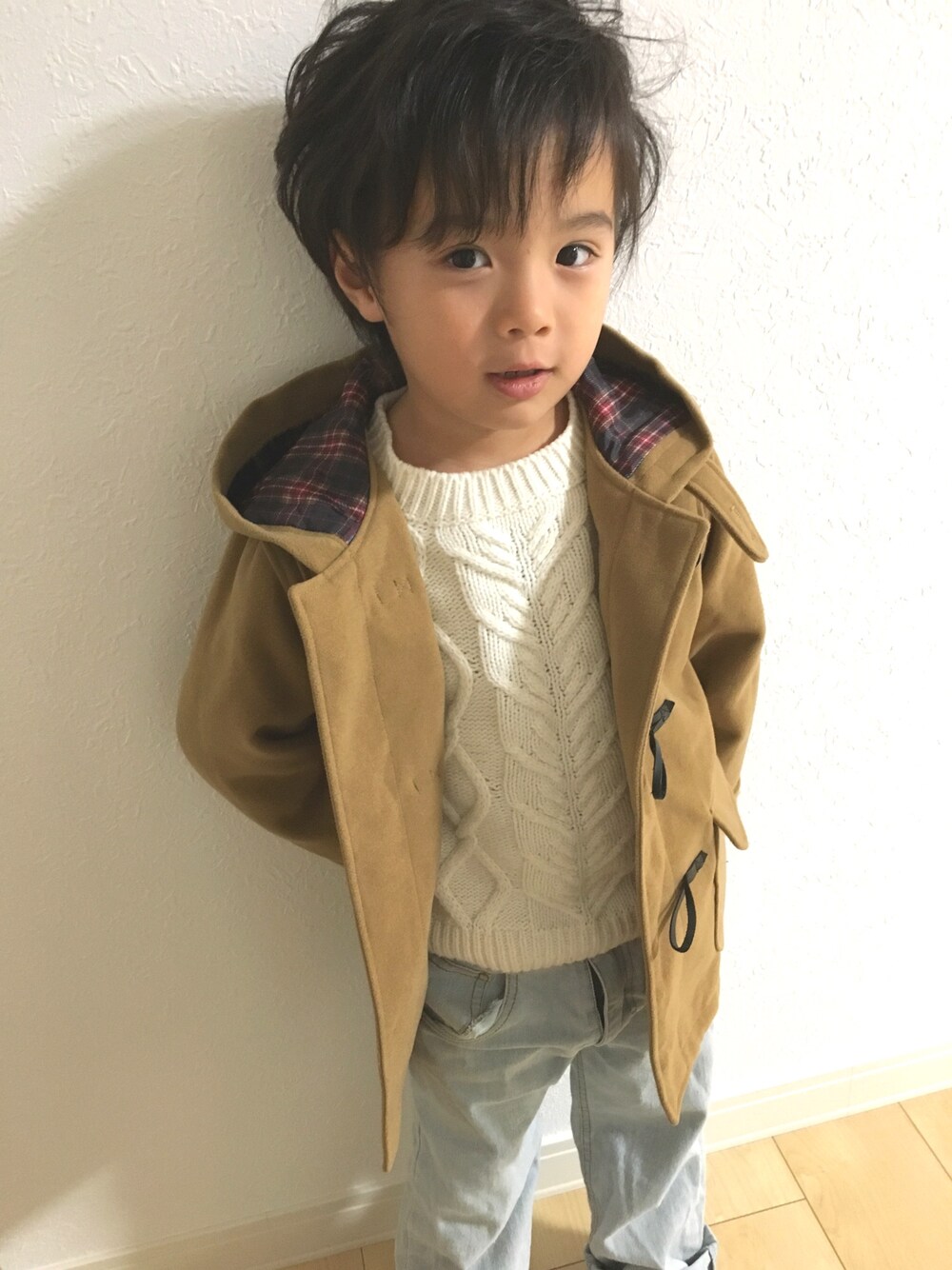 「休日スタイル、キッズコーデ、キッズファッション、男の子、GU、むすこーで、5歳」｜「GLOBAL WORKの【キッズ】ダッフルコート 17/760160（ダッフルコート、ベージュ系）」を使った、hitsuziさん（キッズ・110cm）の秋コーディネートの1枚目の写真