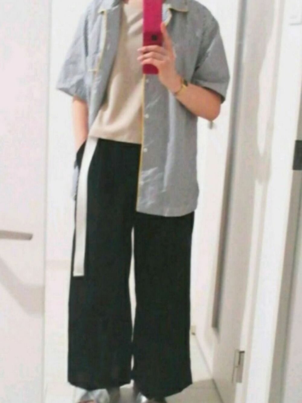 マサコさんの「パイピングパジャマシャツ（ikka）」を使ったコーディネートの1枚目の写真
