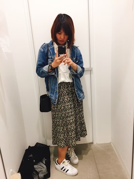 「MOUSSY（マウジー）の3rd type DENIM JK（デニムジャケット、ブルー系）」を使った、エビイ-Abby-🦦さん（レディース・159cm）の春コーディネート