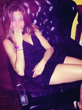 「TO（トゥ）のアイテム」を使った、Grazi Nunesさん（レディース・168cm）の冬コーディネート