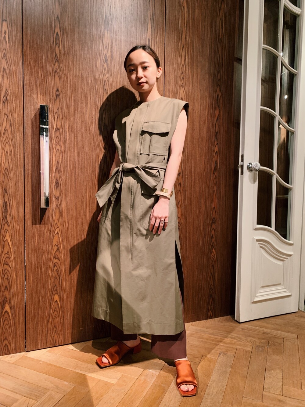 risako fujieさんの「COTTON NYLON TWILL SLEEVELESS DRESS（G.V.G.V.）」を使ったコーディネート