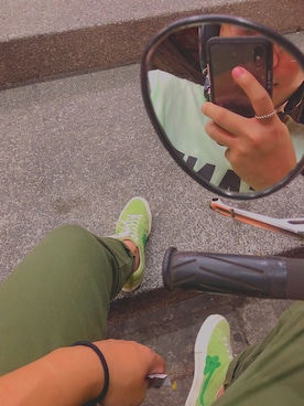 嚴紹嘉さんのコーディネート