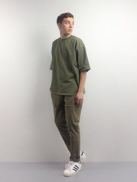 「CHARI&CO（チャリアンドコー）のアイテム（パンツ）」を使った、タレスさん（メンズ・178cm）の春コーディネート