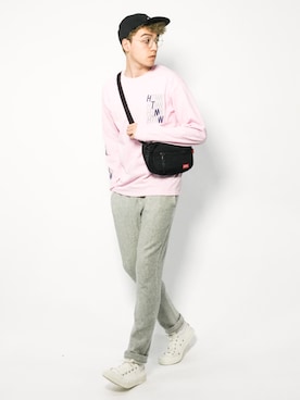 「Samsonite Red（サムソナイトレッド）のアイテム」を使った、タレスさん（メンズ・179cm）の春コーディネート