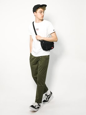 「Samsonite Red（サムソナイトレッド）のアイテム」を使った、タレスさん（メンズ・179cm）の春コーディネート