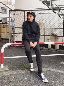 「NUMERALS（ヌメラルズ）のアイテム（帽子）」を使った、タレスさん（メンズ・180cm）の秋コーディネート