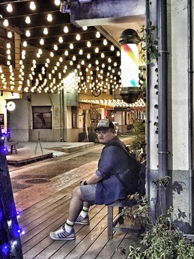 「SuperDry（スーパードライ）のアイテム（帽子）」を使った、Mark Chan(把衣服穿小的大男人）さん（メンズ・178cm）の春コーディネート