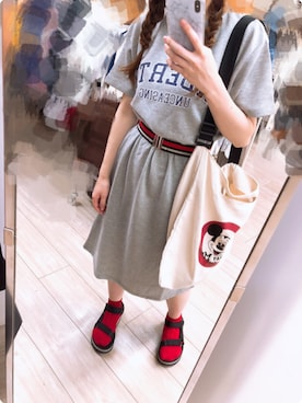 「アイテム（キャップ、パープル系）」を使った、すえちゃんさん（レディース・150cm）の夏コーディネート