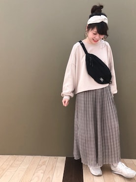 「earth music&ecology（アースミュージックアンドエコロジー）のnewbalance×earth WL220スニーカー（シューズ）」を使った、すえちゃんさん（レディース・150cm・20代）の冬コーディネート