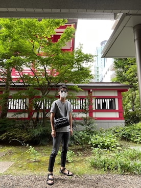 「BLACK LABEL CRESTBRIDGE（ブラックレーベル・クレストブリッジ）のアイテム（Tシャツ/カットソー）」を使った、griさん（メンズ・171cm）の夏コーディネート