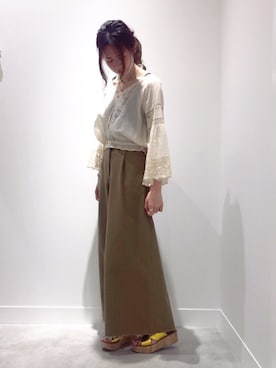 「sara mallika（サラ マリカ）のアイテム（トップス）」を使った、Maiさん（レディース・162cm）の春コーディネート