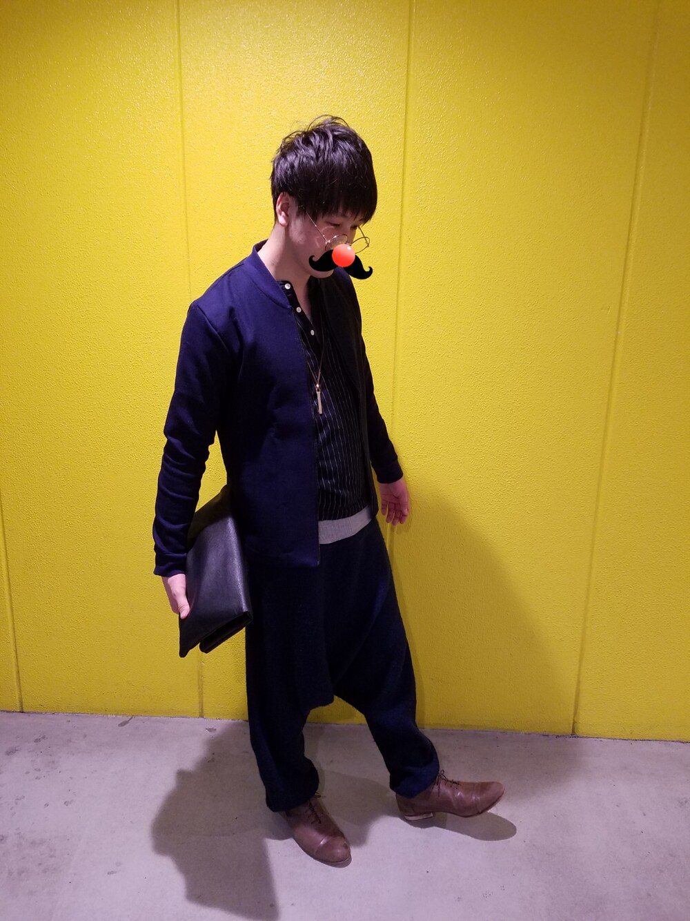「格安コーデ、URBAN RESEARCH、チャイハネ、サルエルパンツ」｜「T2[in]のアイテム（シューズ、ブラウン系）」を使った、とびうさぎさん（メンズ・174cm）の冬コーディネートの1枚目の写真