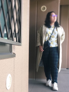 「花柄トップス」｜「アイテム（ジャケット/アウター）」を使った、アユミ - オンガクスさん（レディース・155cm）の春コーディネート