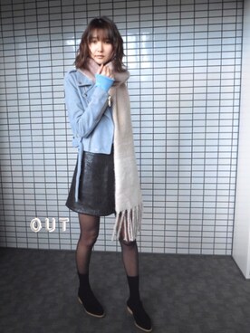 美優さんの「フェイクレザー A LINE ミニスカート」を使ったコーディネート