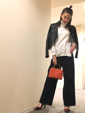 美優さんの「Gucci Bamboo Shopper Mini Textured-Leather Shoulder Bag」を使ったコーディネート