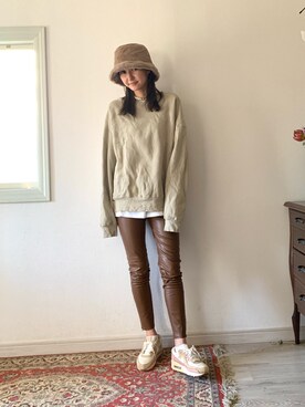 「Factor=（ファクターイコール）のアイテム（帽子）」を使った、美優さん（レディース・168cm）の冬コーディネート