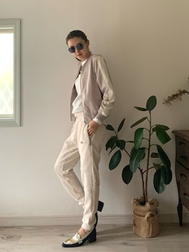 「MERCURYDUO（マーキュリーデュオ）のアイテム（ナイロンジャケット）」を使った、美優さん（レディース・168cm）の春コーディネート