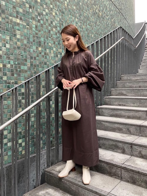 【新品タグ付】EMMEL REFINESワイドタック 袖ボリューム ワンピース 20210910103324238_500.jpg