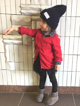 「H&M（エイチ・アンド・エム）のアイテム（カーディガン/ボレロ）」を使った、momomiyさん（キッズ・100cm）の冬コーディネート