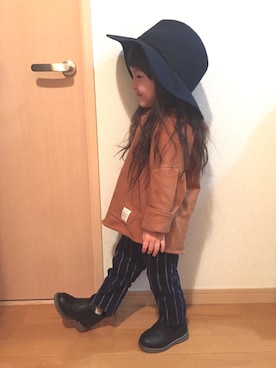 「GLOBAL WORK（グローバルワーク）のフェルトナカオレＨＡＴ/565115（ハット）」を使った、momomiyさん（キッズ・100cm）の冬コーディネート
