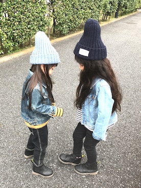 「GAP（ギャップ）のアイテム（デニムジャケット、ブルー系）」を使った、momomiyさん（キッズ・110cm）の春コーディネート