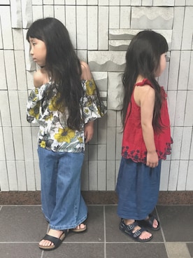 「miona.jpのアイテム（Tシャツ/カットソー、イエロー系）」を使った、momomiyさん（キッズ・110cm）の夏コーディネート