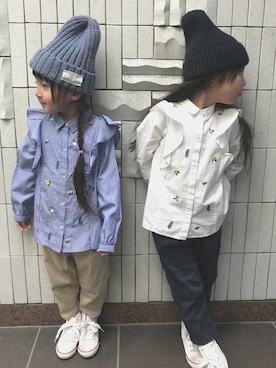 「ZARA（ザラ）のアイテム（シャツ/ブラウス、ブルー系）」を使った、momomiyさん（キッズ・110cm）の冬コーディネート