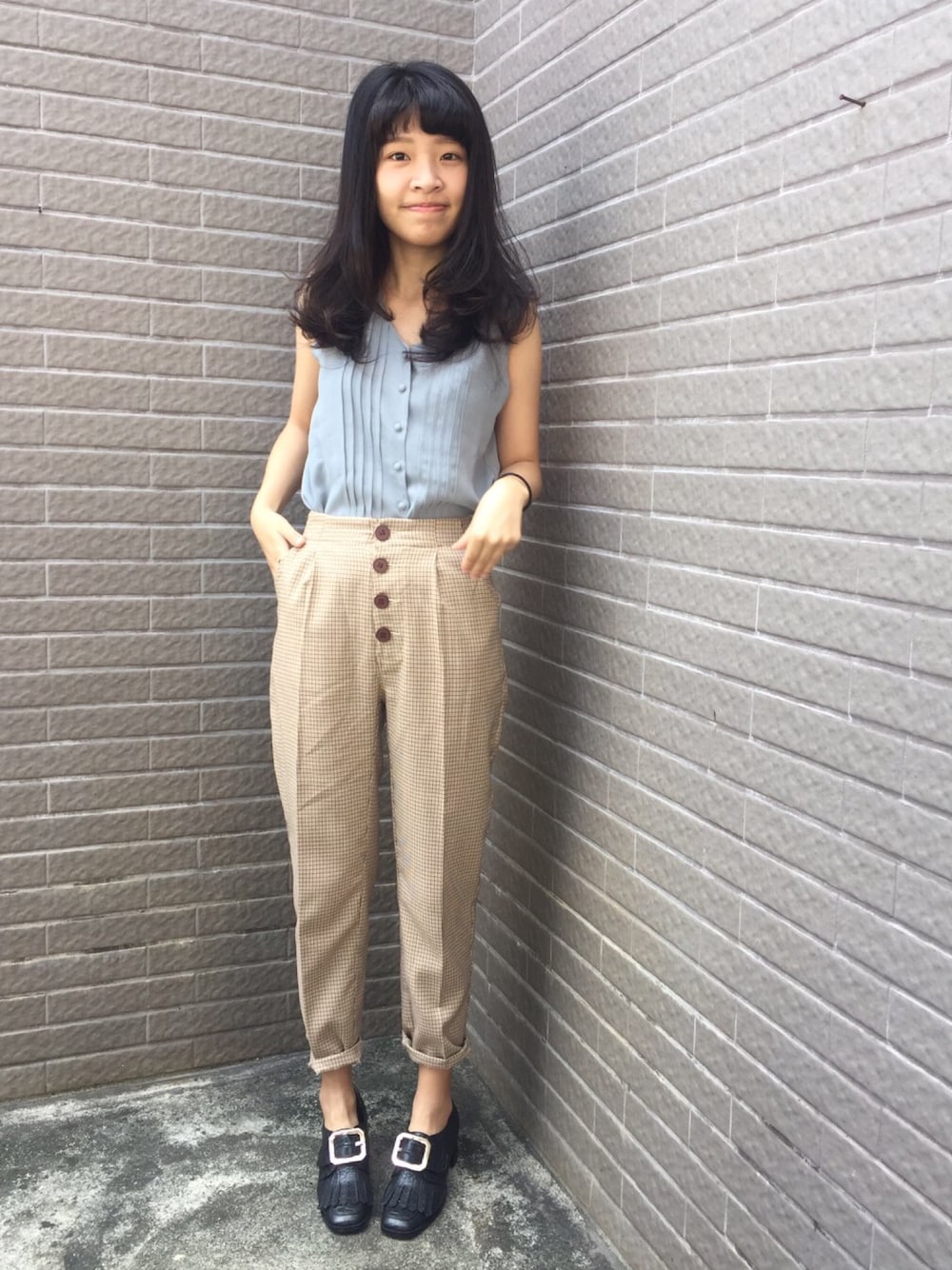 「ootd、夏コーデ、dresseum」｜「MEIER.Qのアイテム（チノパンツ、ベージュ系）」を使った、13🦕さん（レディース・157cm）の夏コーディネートの1枚目の写真