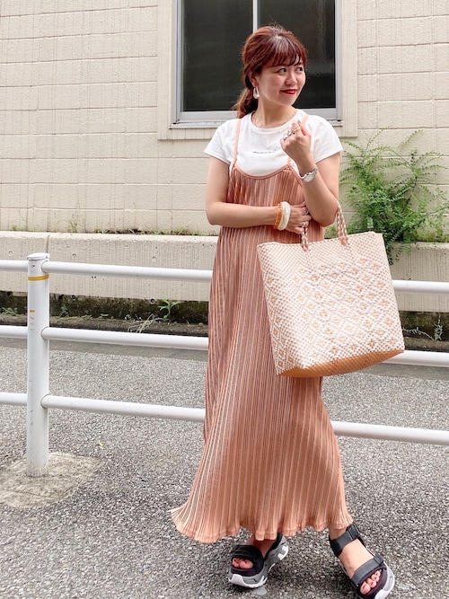 Archivesarchivesさんのワンピースを使ったコーディネート Zozotown