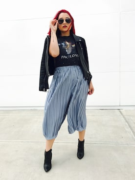 Manuela Gomez-Rhodesさんのコーディネート