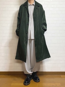 「グレージュ」｜「アイテム（セットアップ）」を使った、あーる。☕️さん（メンズ・170cm）の冬コーディネート