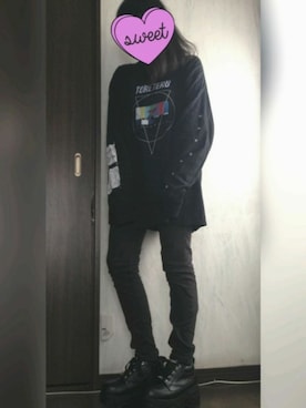 「全身黒」｜まる。さん（レディース・156cm）の秋コーディネート