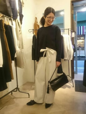 「アイテム（クラッチバッグ）」を使った、douxbleu吉祥寺店さん（レディース・158cm）の冬コーディネート