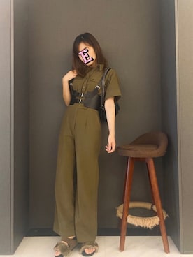 「EVRIS（エヴリス）のアイテム（オールインワン・サロペット）」を使った、E F F I Eさん（レディース・163cm）の秋コーディネート