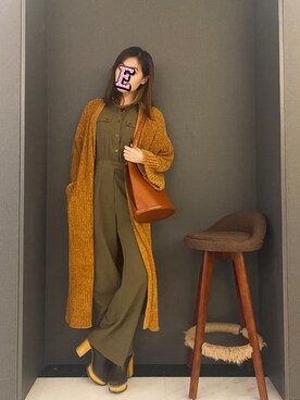 「EVRIS（エヴリス）のアイテム（オールインワン・サロペット）」を使った、E F F I Eさん（レディース・163cm）の秋コーディネート