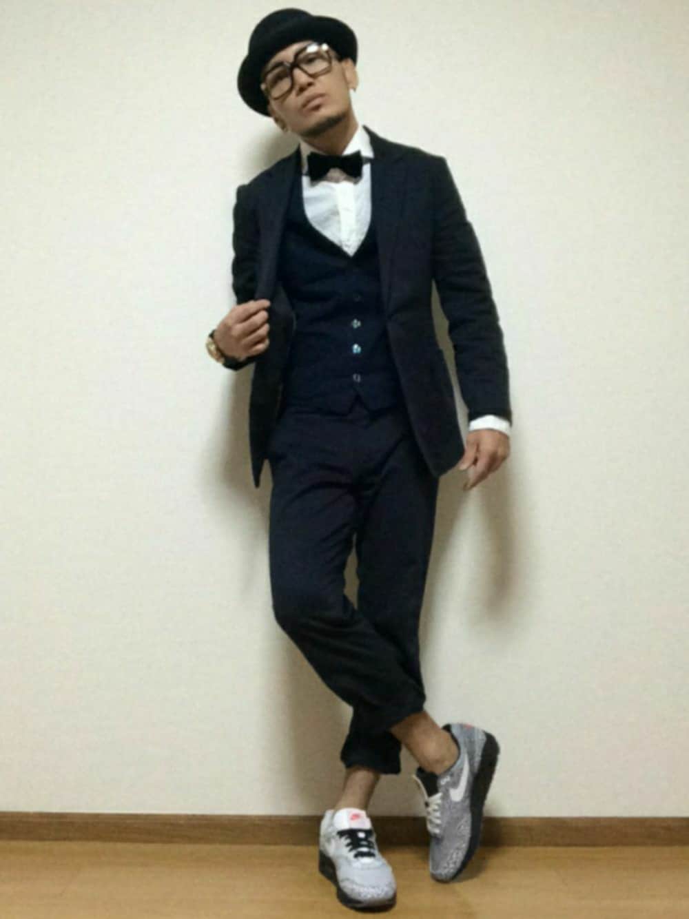 「NIKE、スニーカー、スニーカーコーデ、サングラス、fashion、ファッション、結婚式、おしゃれさんと繋がりたい、ジャパスニ、keitaman7のコーデ」｜「BEAMSのアイテム（ジャケット/アウター、ブラック系）」を使った、keitaman_7さん（メンズ・168cm）の夏コーディネートの1枚目の写真